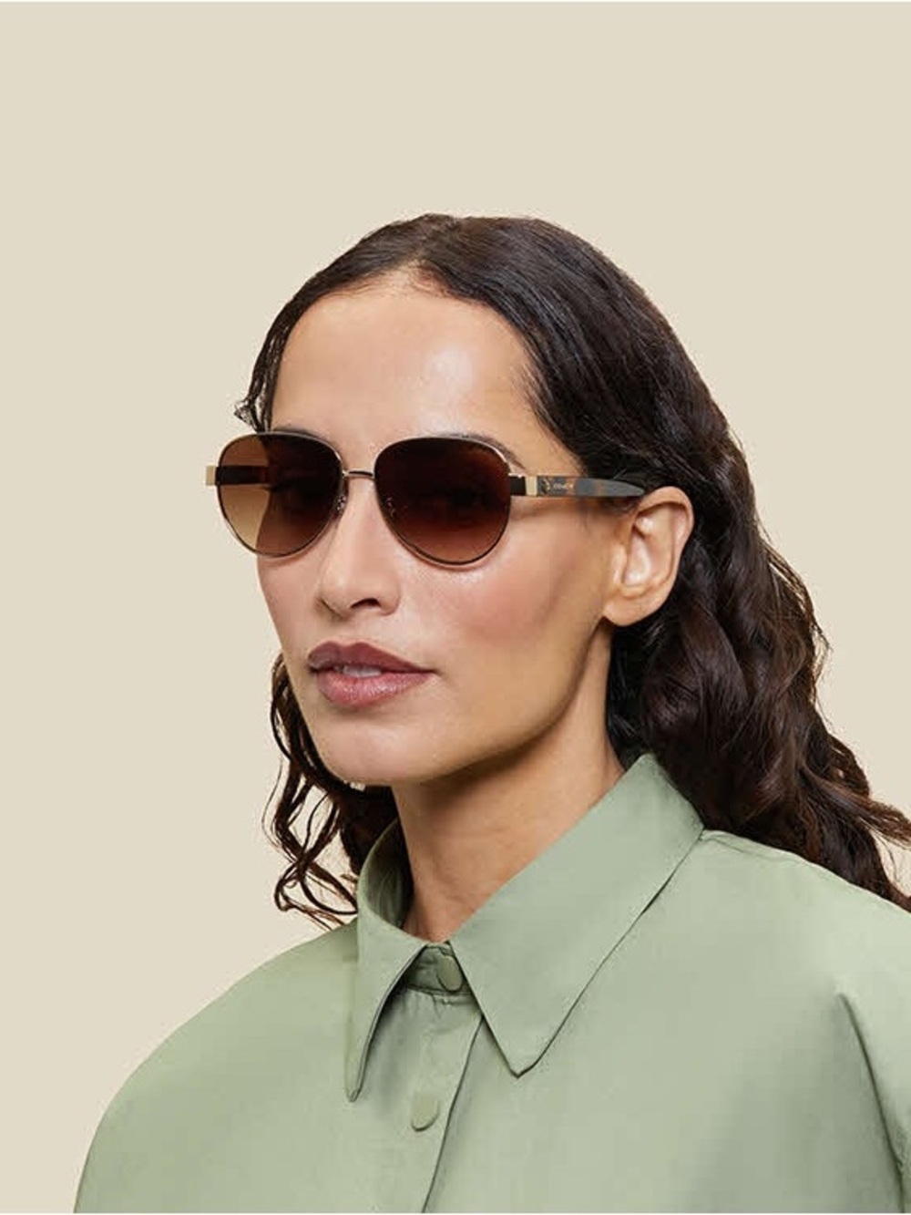 COACH HC7111 Aviator Sunglasses Pale
Gold / Brown Gradient 57-15-140